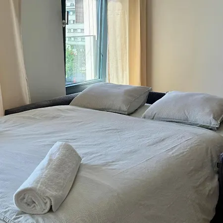 Апартаменты Spacious Urban With Terrace Прага